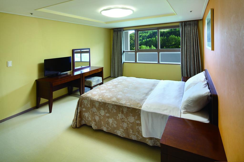 Hanwha Resort Пхьончхан Номер фото