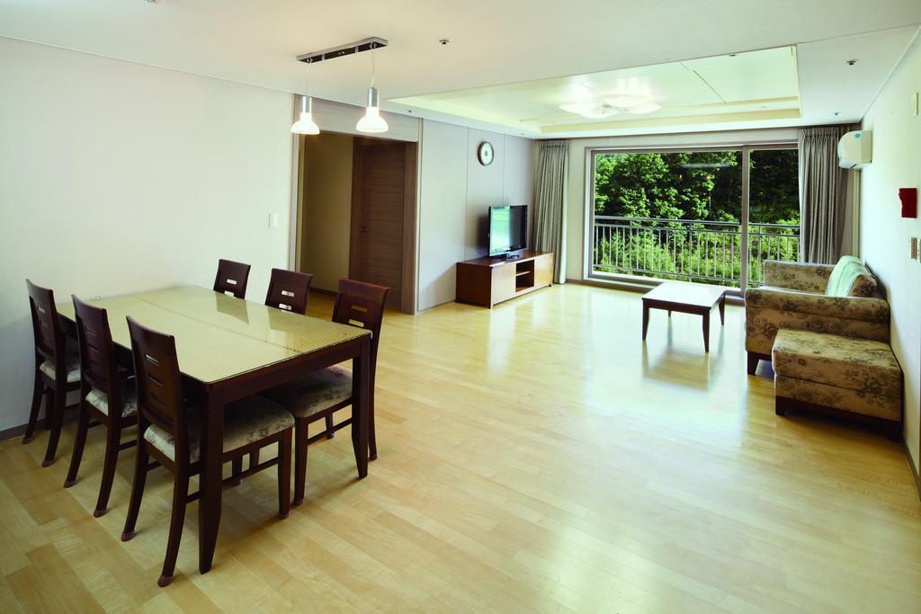 Hanwha Resort Пхьончхан Номер фото