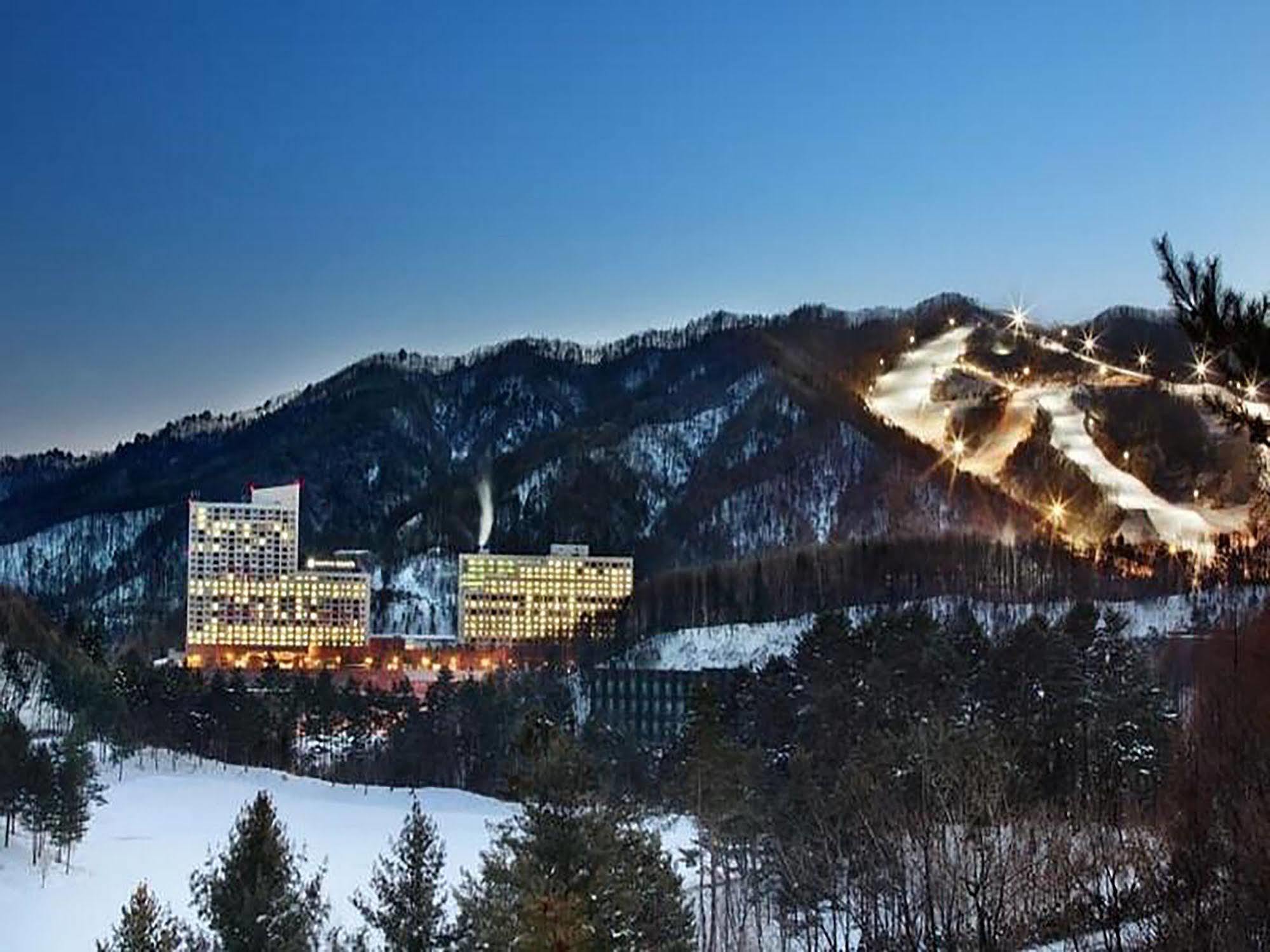 Hanwha Resort Пхьончхан Екстер'єр фото